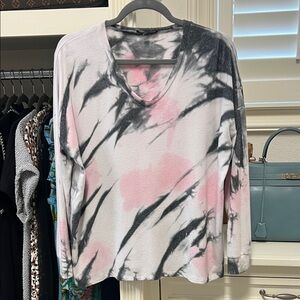 French Kyss long sleeve top